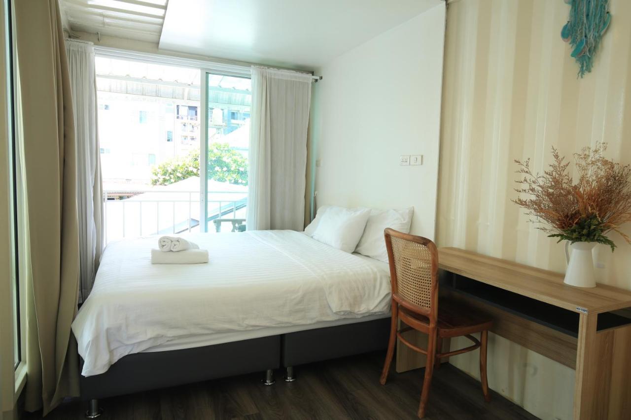 Day Off House Chiang Mai Near Walking Street Appartement Buitenkant foto