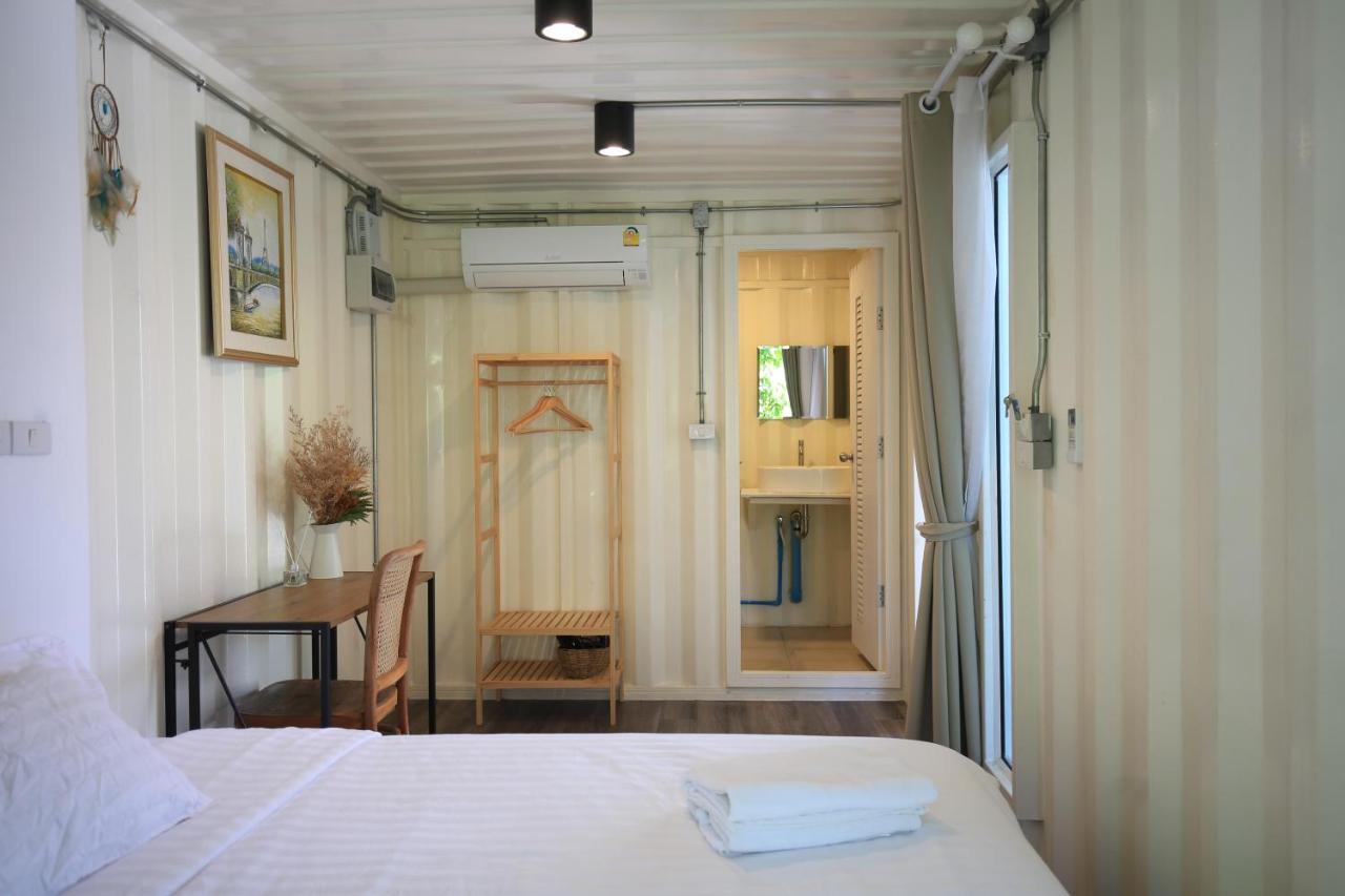 Day Off House Chiang Mai Near Walking Street Appartement Buitenkant foto