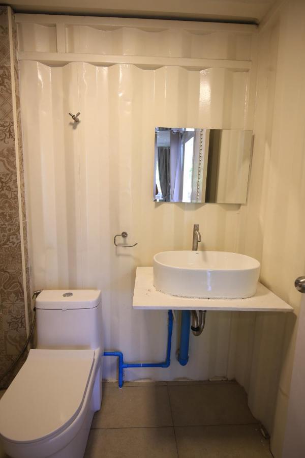 Day Off House Chiang Mai Near Walking Street Appartement Buitenkant foto