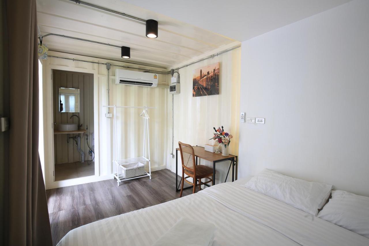 Day Off House Chiang Mai Near Walking Street Appartement Buitenkant foto